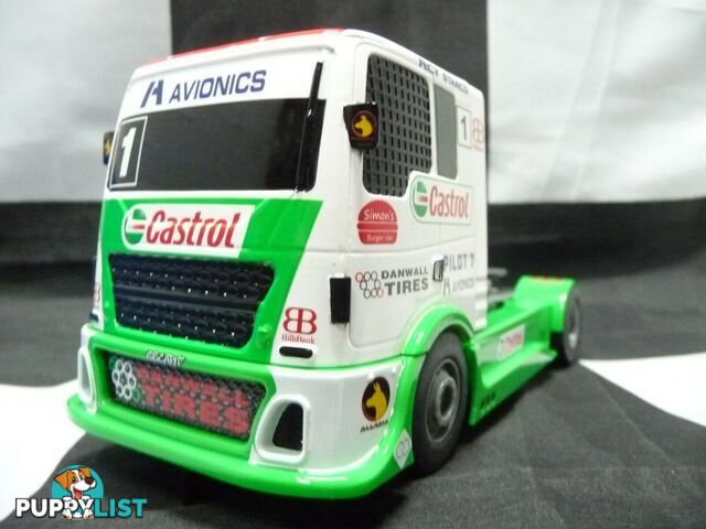 Scalextric C4156 1:32 Team Castrol Racing Truck slot car also suits Carrera - SCALEXTRIC - Does not apply