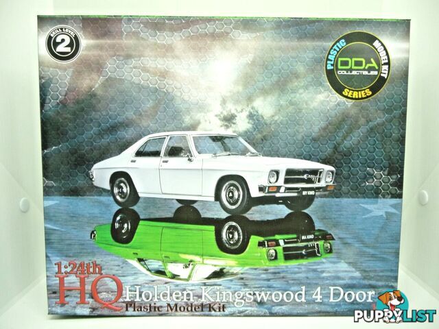 1:24 DDA HQ HOLDEN KINGSWOOD 4 DOOR PLASTIC MODEL KIT OPENING BONNET WITH ENGINE