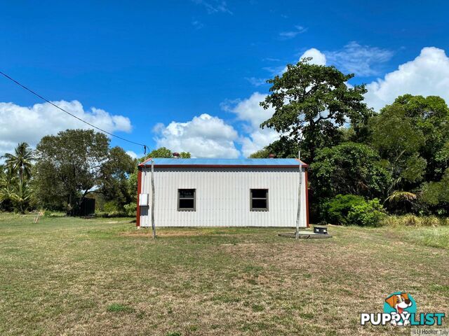 11 Taylor Street TULLY HEADS QLD 4854