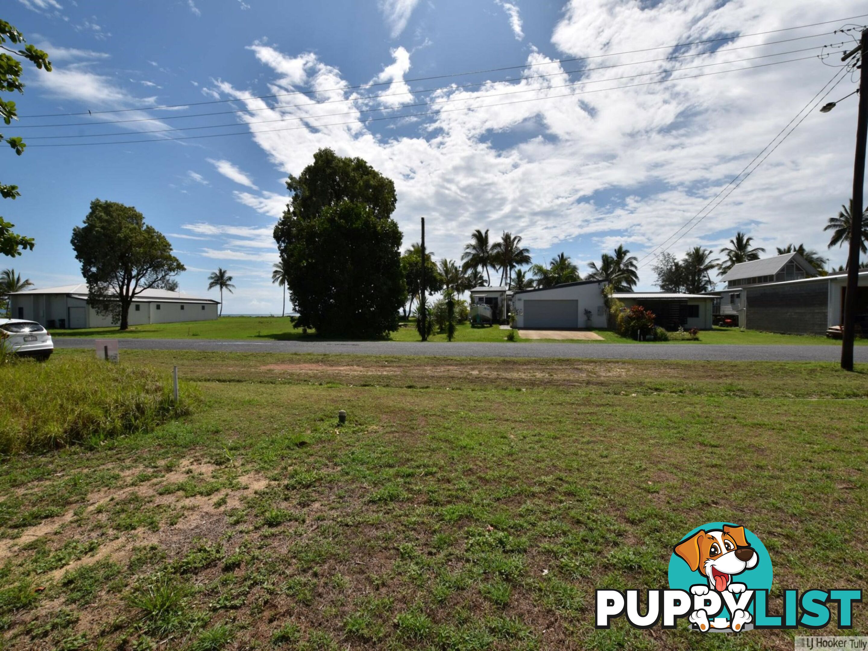 11 Taylor Street TULLY HEADS QLD 4854