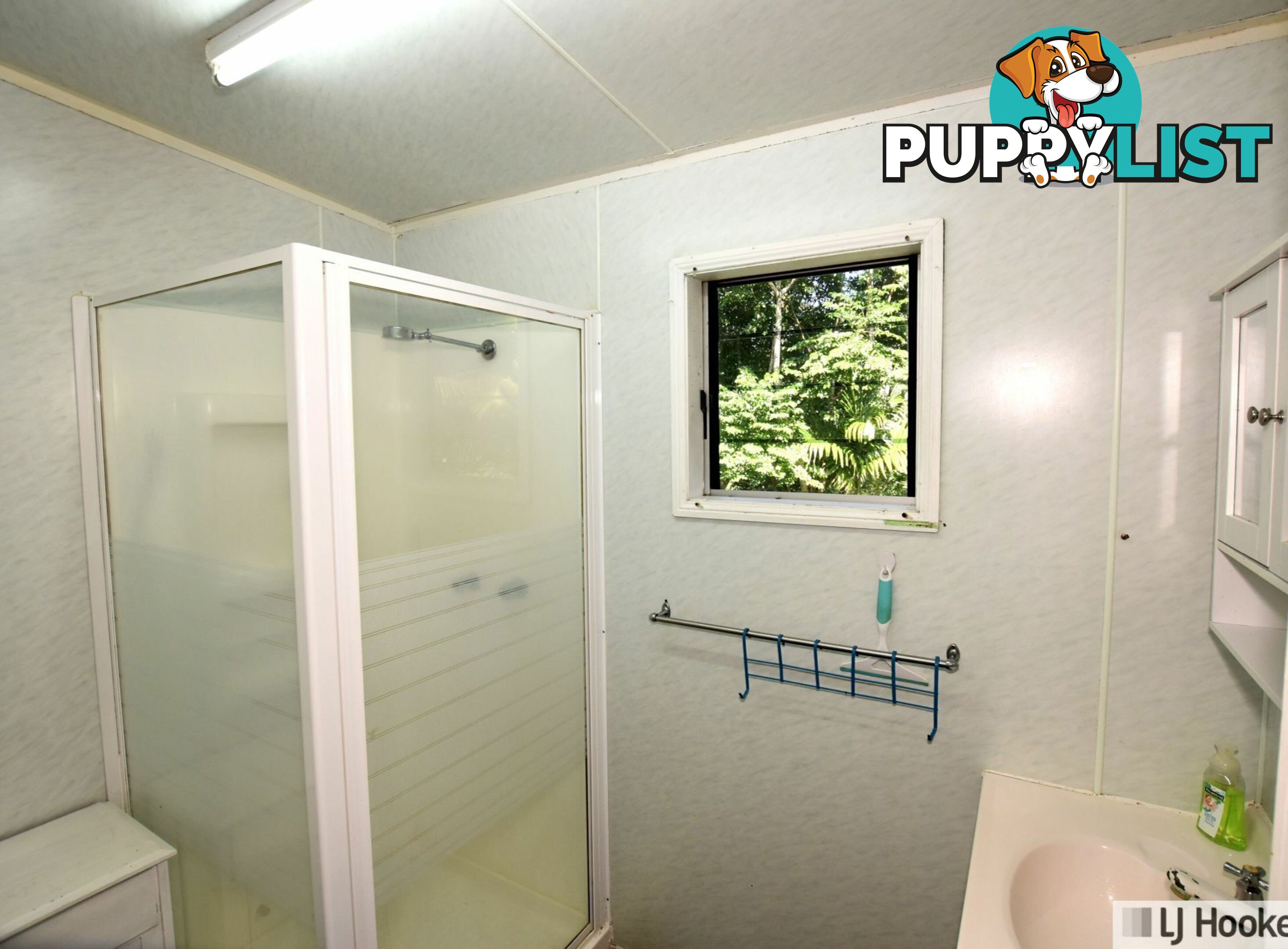 19 Hyatt Street TULLY QLD 4854