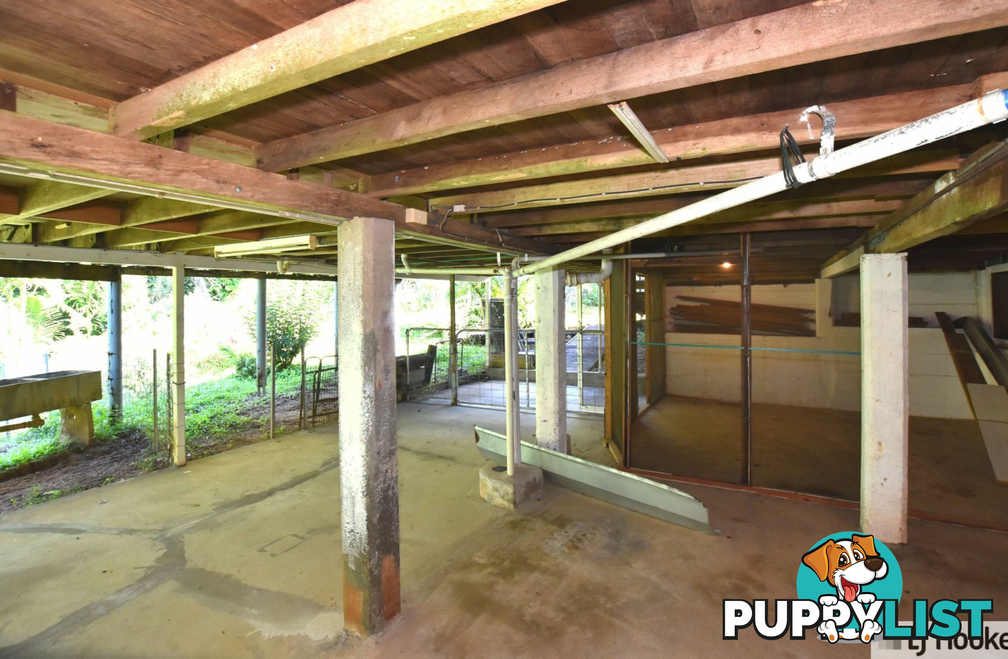 19 Hyatt Street TULLY QLD 4854