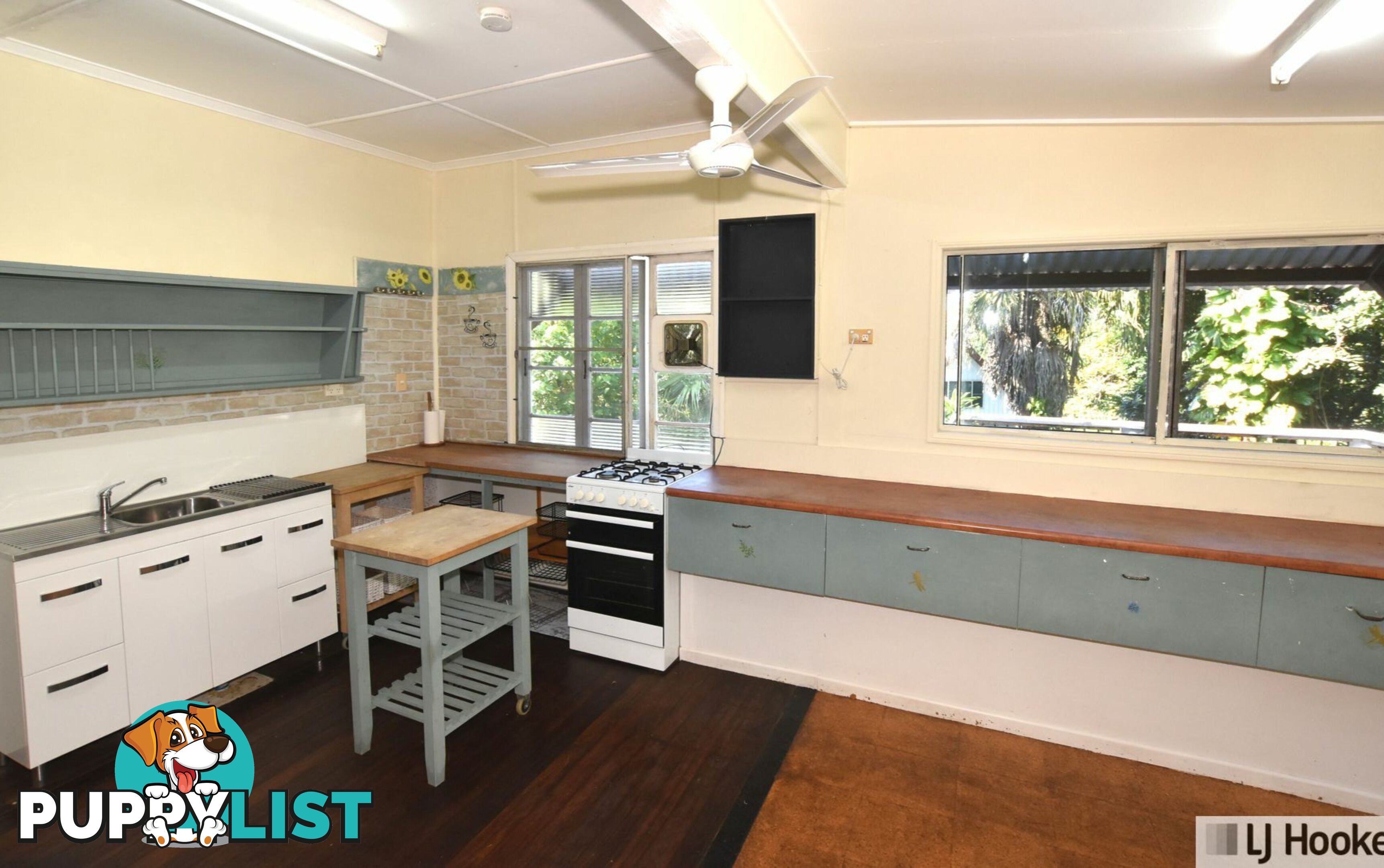 19 Hyatt Street TULLY QLD 4854