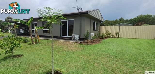 8 Casuarina Street TULLY HEADS QLD 4854