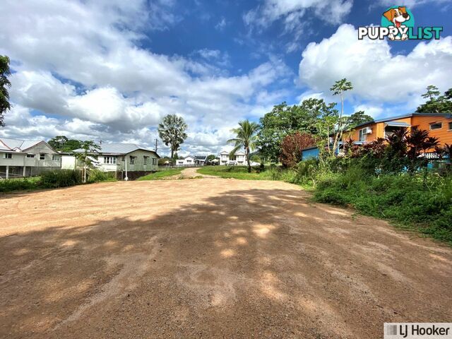 18 Black Street TULLY QLD 4854