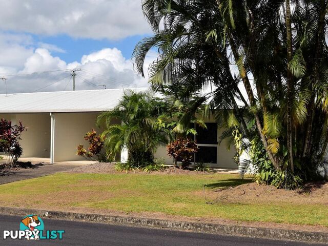 1 & 2/13 Cairns St TULLY QLD 4854