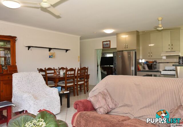 560 Rockingham road ROCKINGHAM QLD 4854