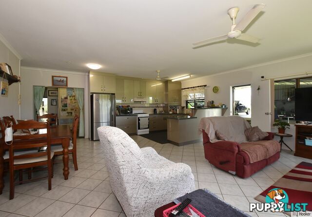 560 Rockingham road ROCKINGHAM QLD 4854