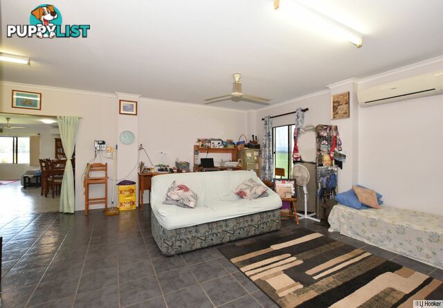 560 Rockingham road ROCKINGHAM QLD 4854