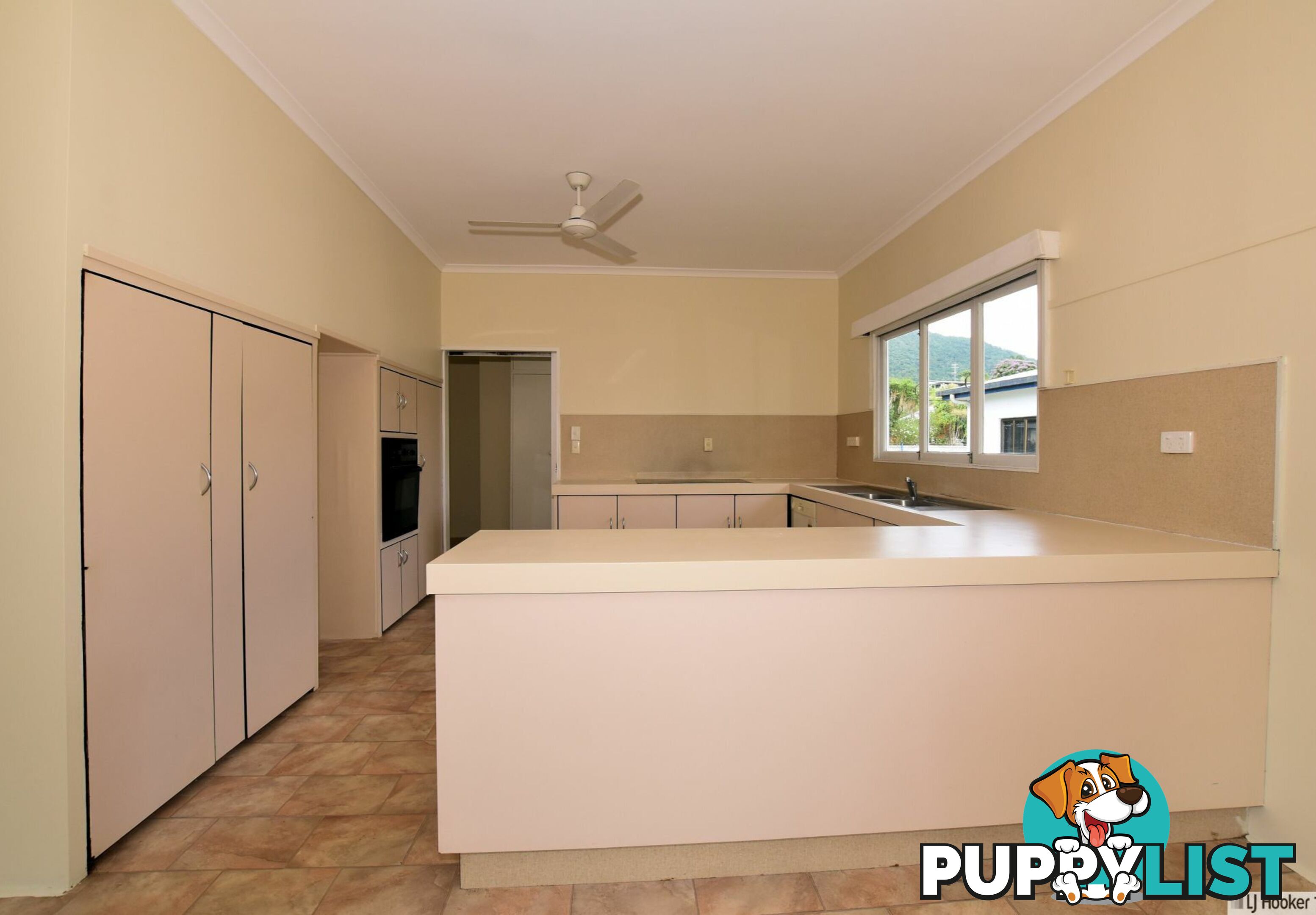 2 Mcdonald Street TULLY QLD 4854