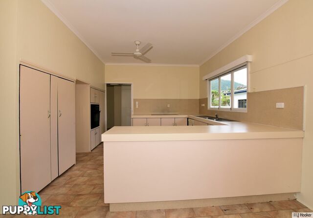 2 Mcdonald Street TULLY QLD 4854