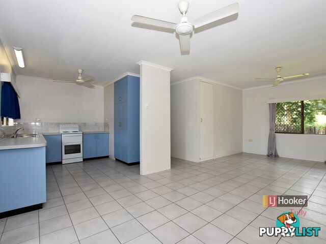 Unit 2/145 Bryant Street TULLY QLD 4854