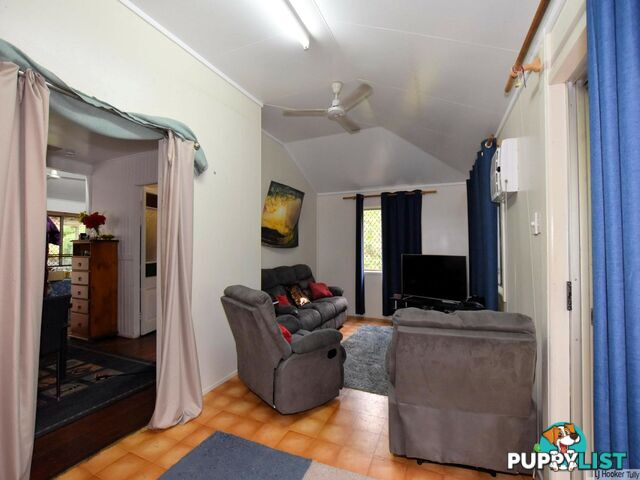 2 Murray Street TULLY QLD 4854