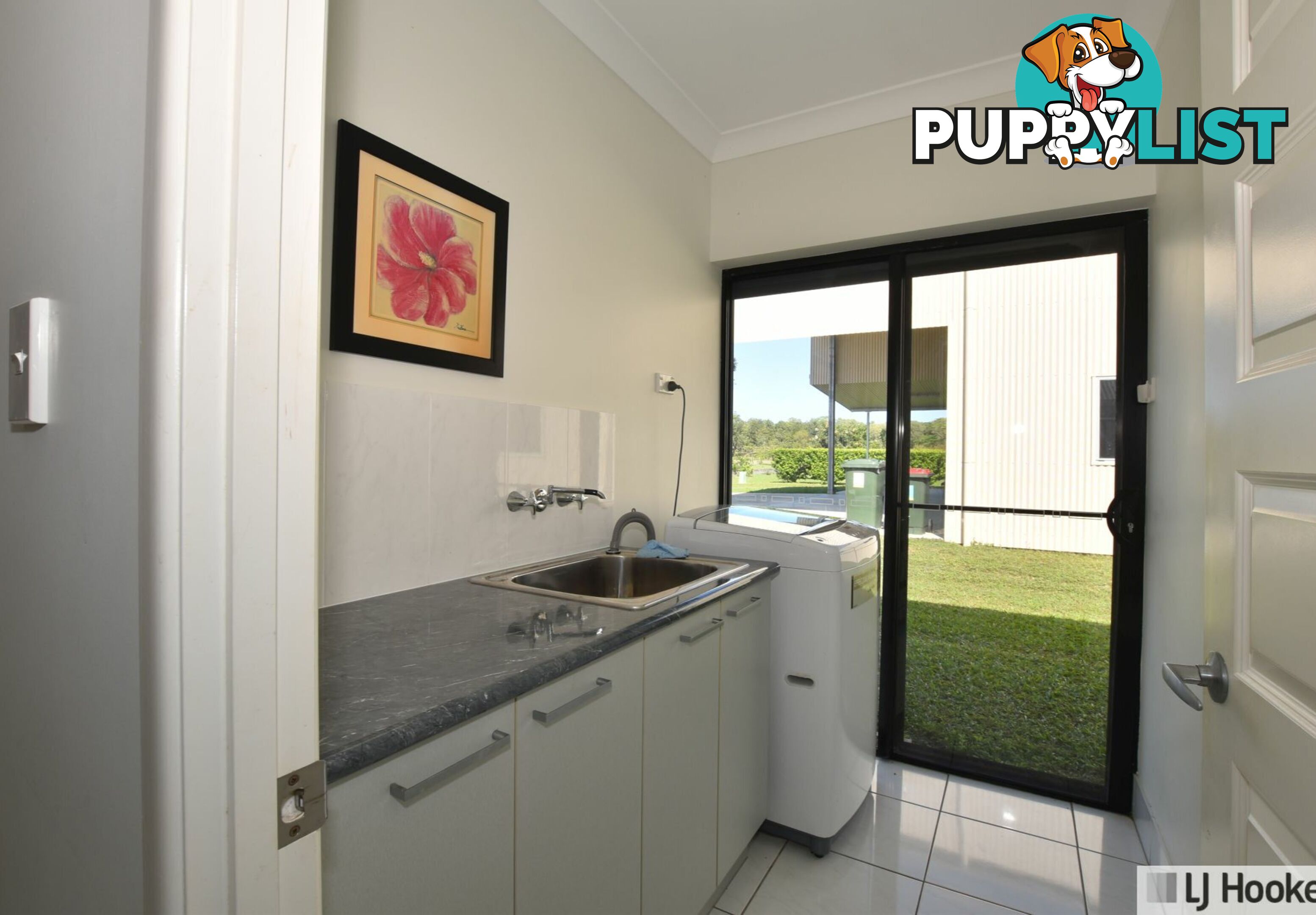 8 Paperbark Street TULLY HEADS QLD 4854