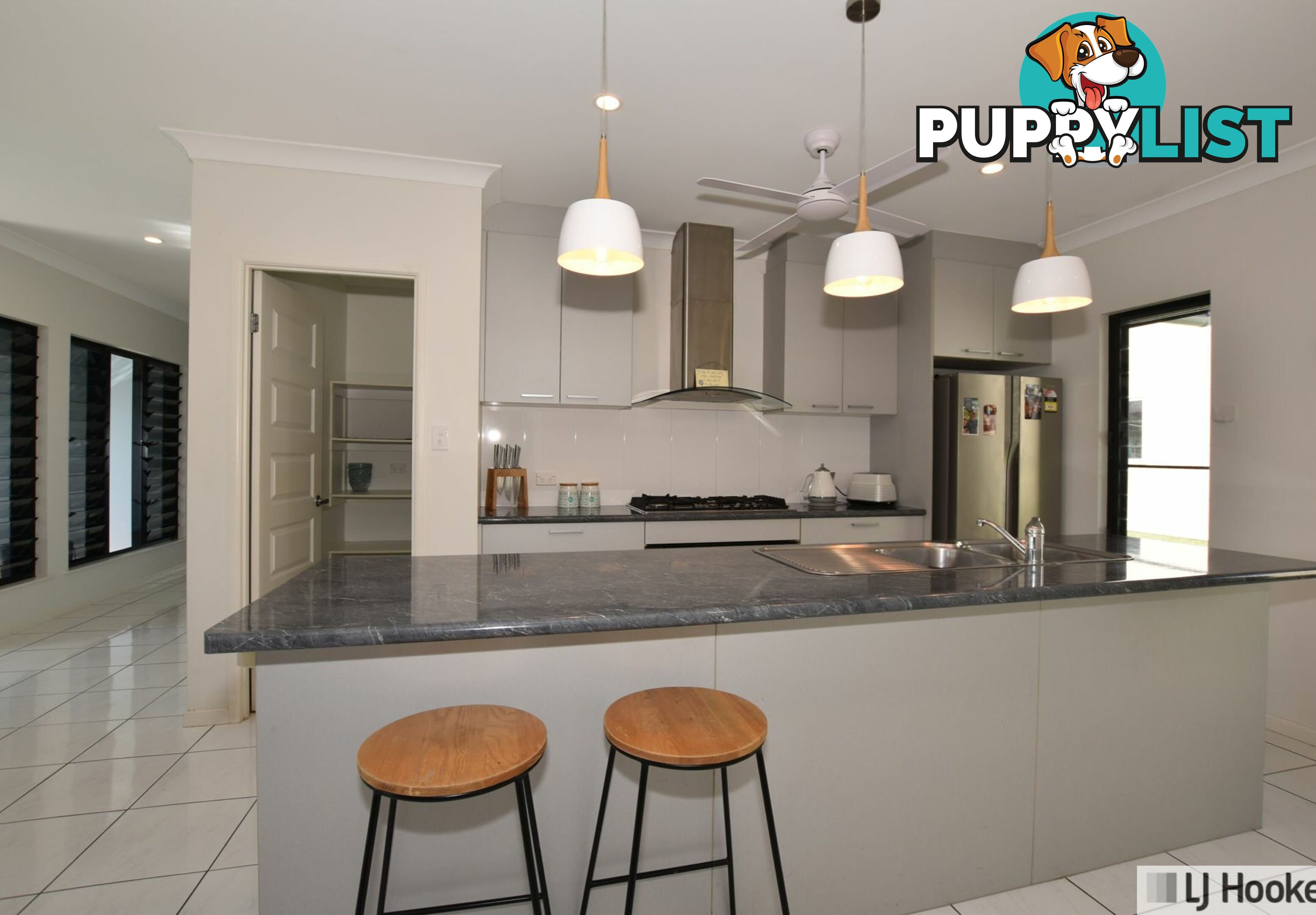 8 Paperbark Street TULLY HEADS QLD 4854