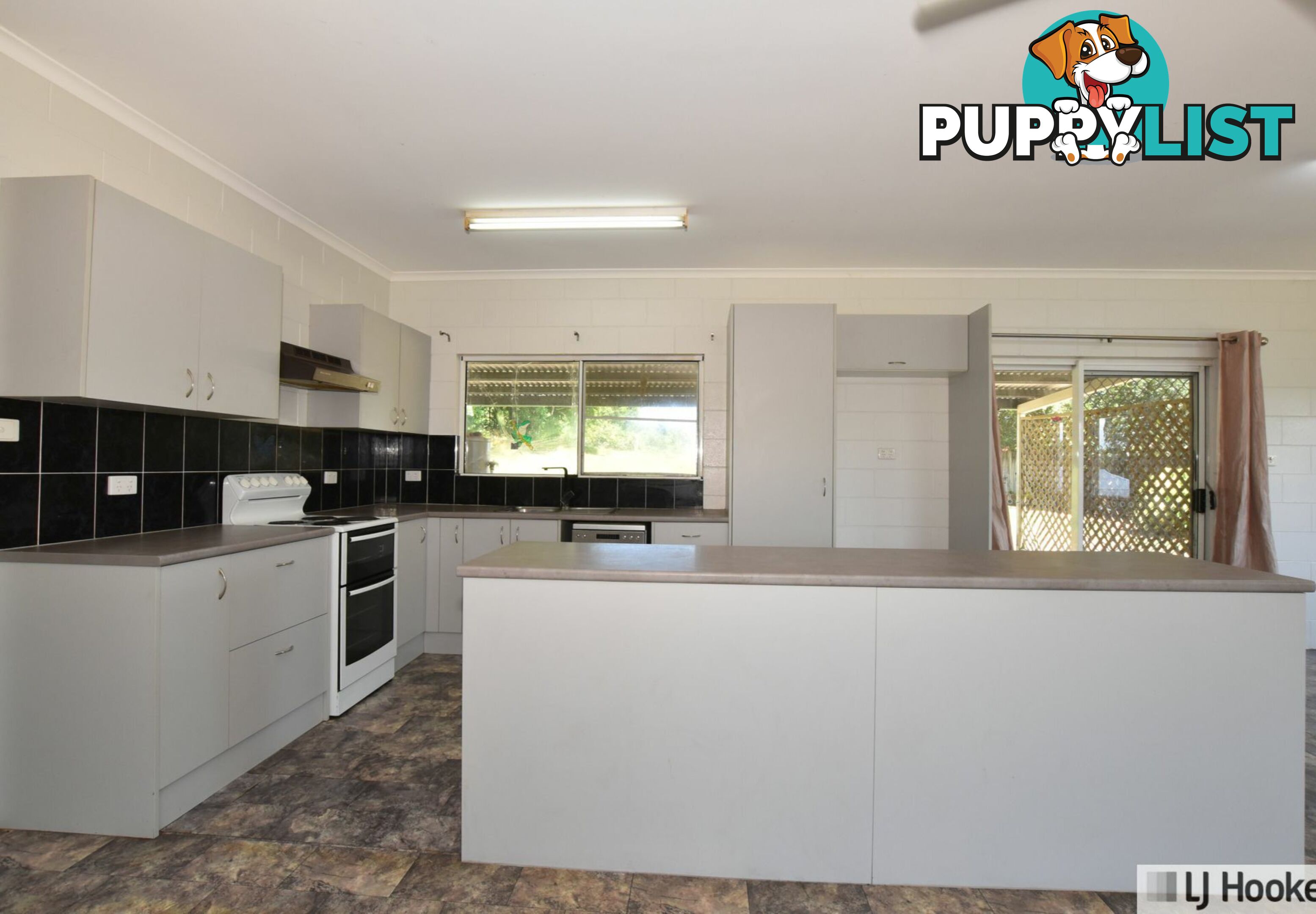 16 Maple Terrace TULLY QLD 4854