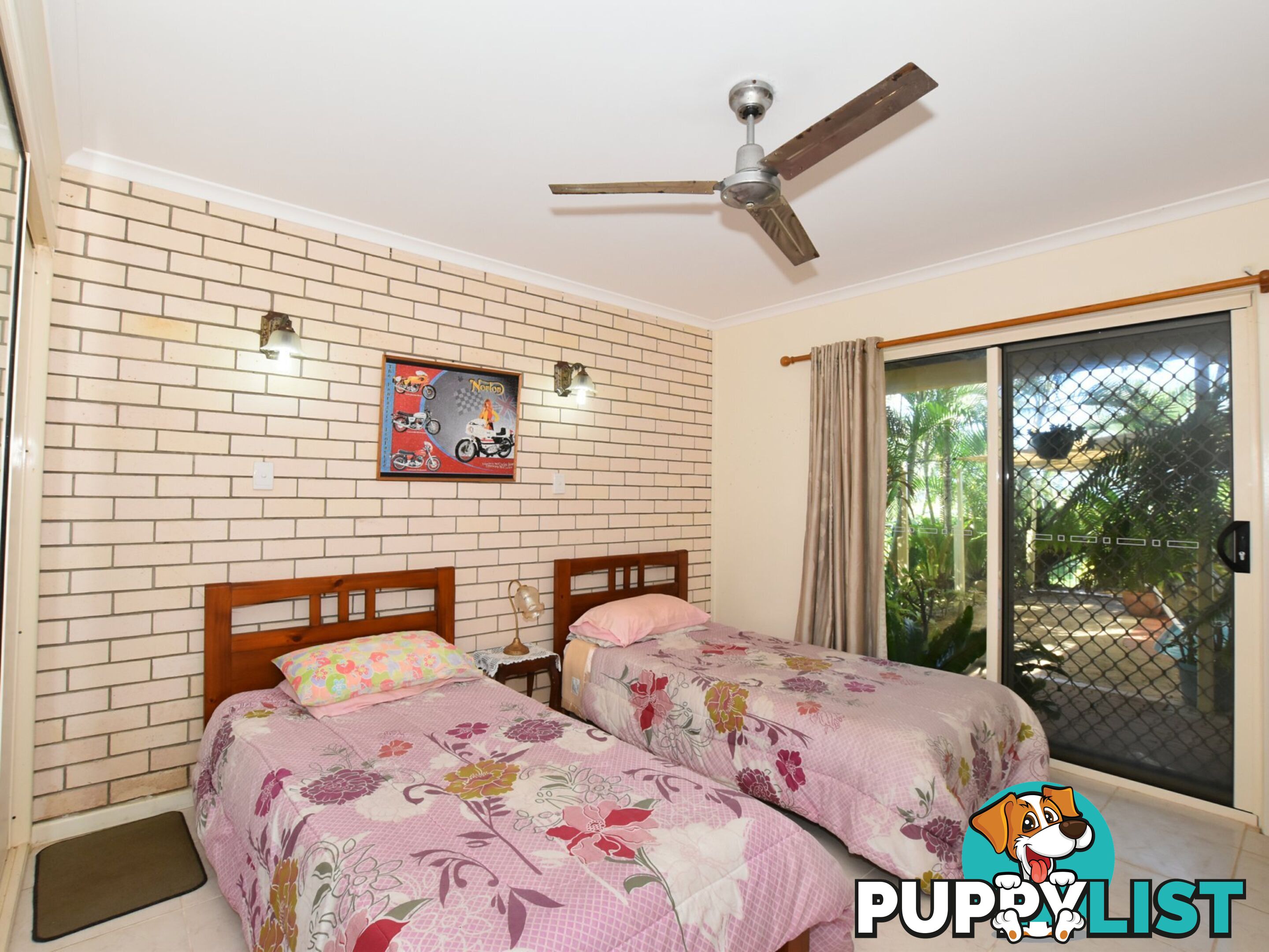 66 Taylor street TULLY HEADS QLD 4854