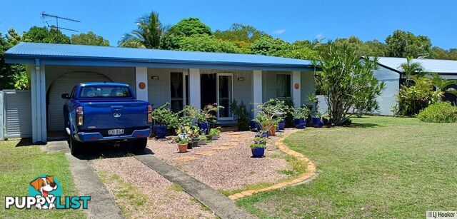 89 Taylor Street TULLY HEADS QLD 4854