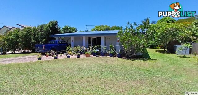 89 Taylor Street TULLY HEADS QLD 4854