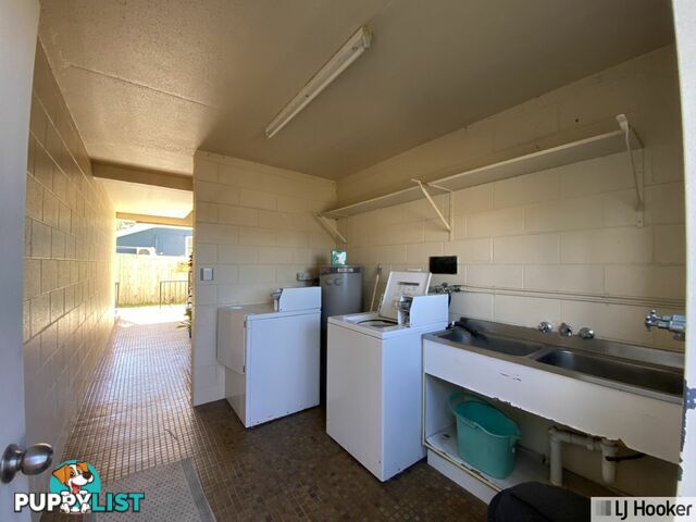 Unit 4/25 Victoria Street CARDWELL QLD 4849