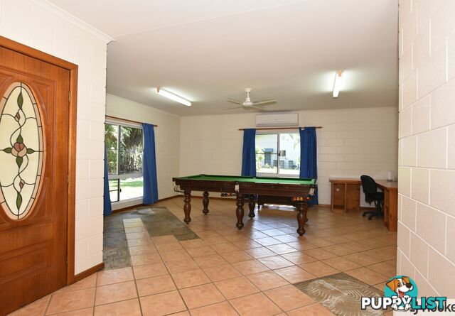 9 Abraham street TULLY QLD 4854