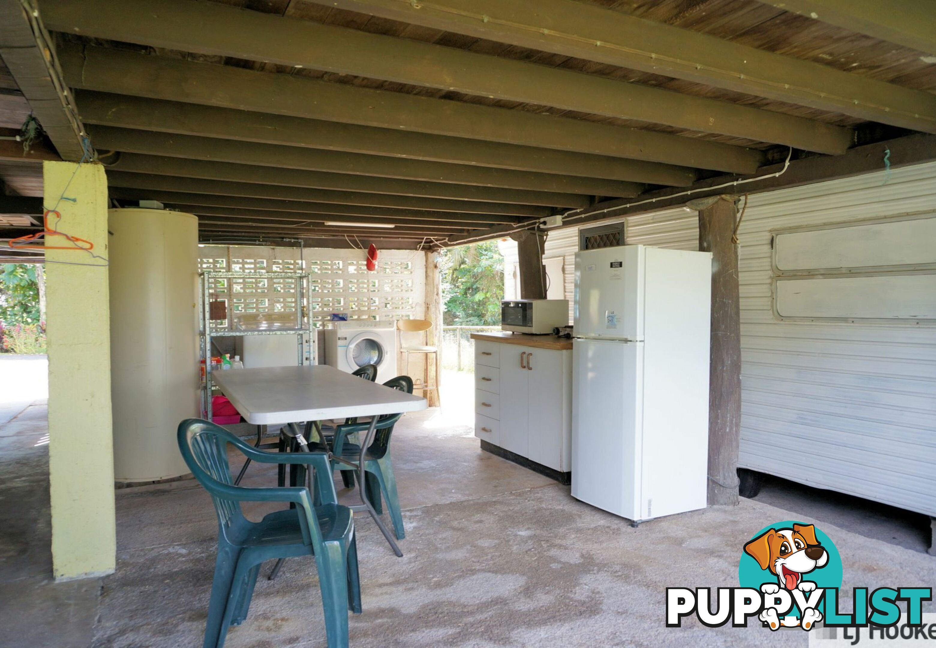 20 Black St TULLY QLD 4854
