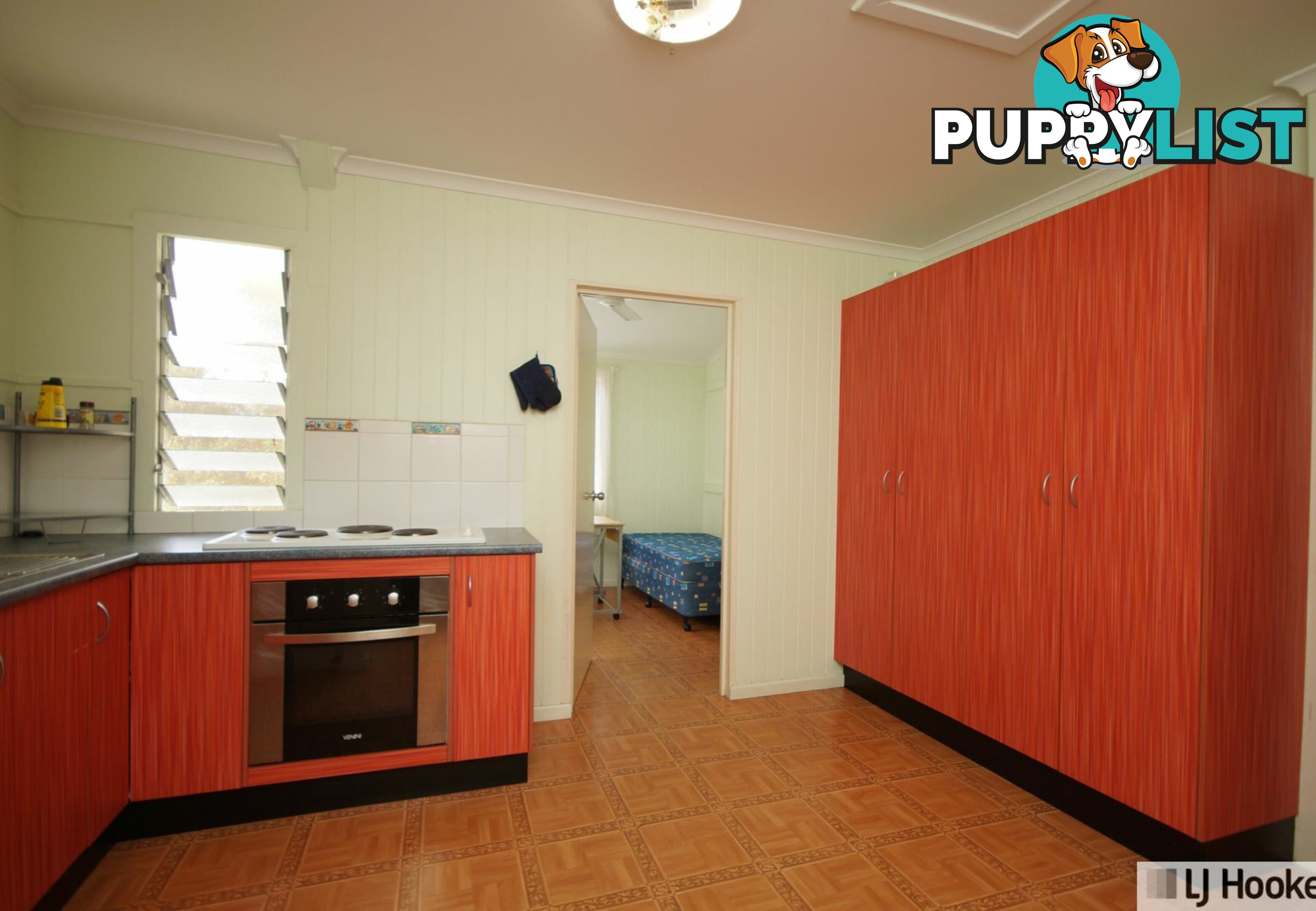20 Black St TULLY QLD 4854