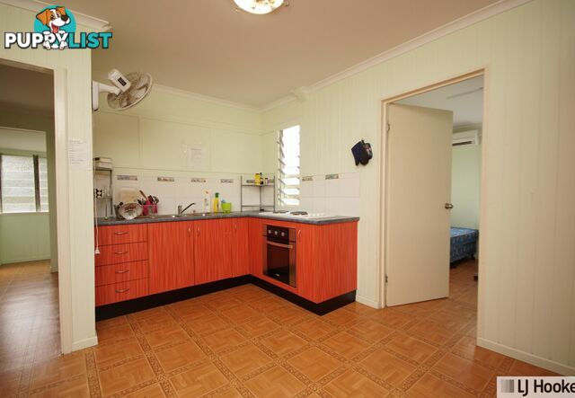 20 Black St TULLY QLD 4854