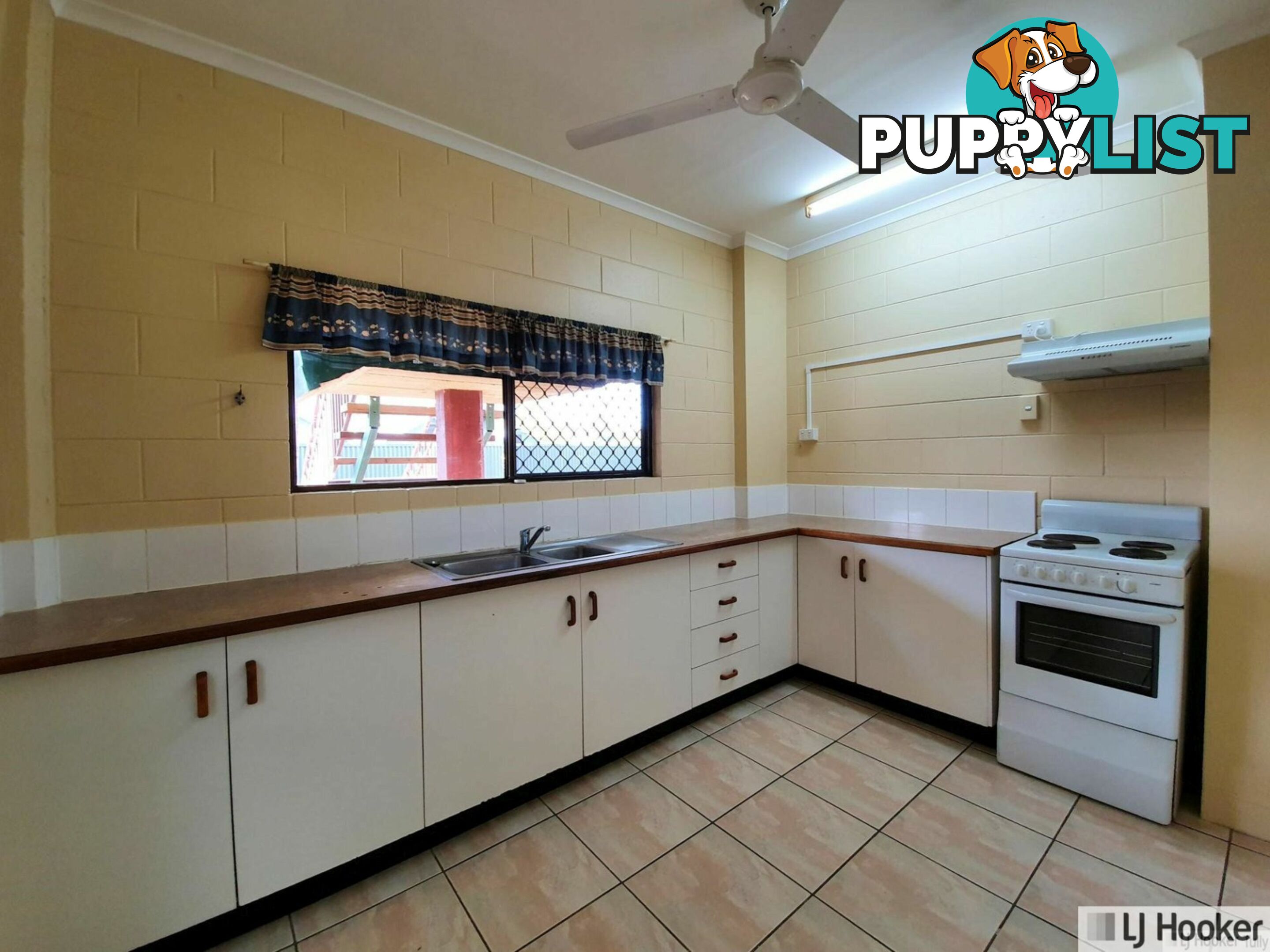 19 Richardson Street TULLY QLD 4854