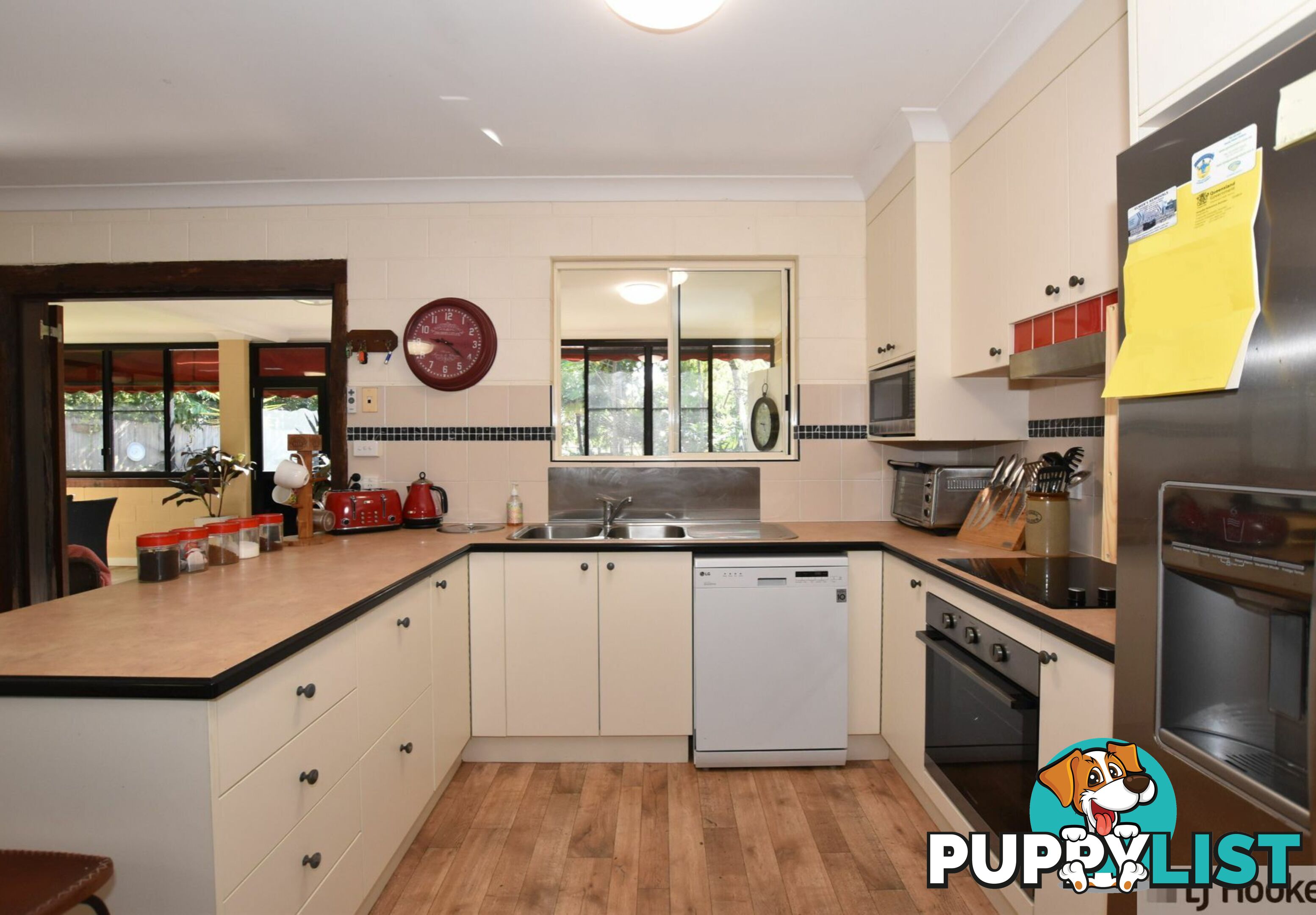 130 Roma Street CARDWELL QLD 4849