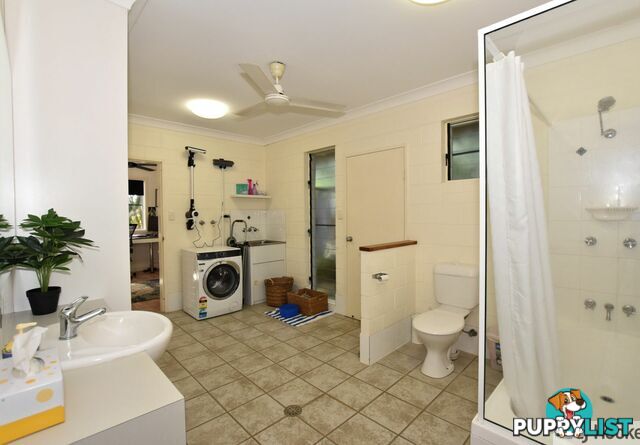 130 Roma Street CARDWELL QLD 4849