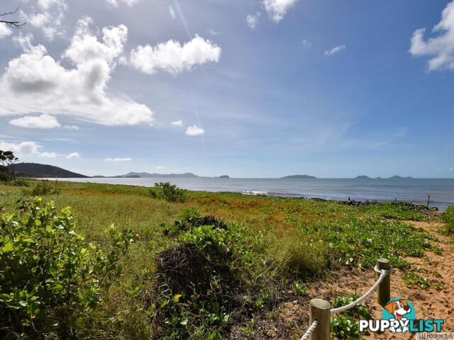 Unit 1/117 Taylor Street TULLY HEADS QLD 4854