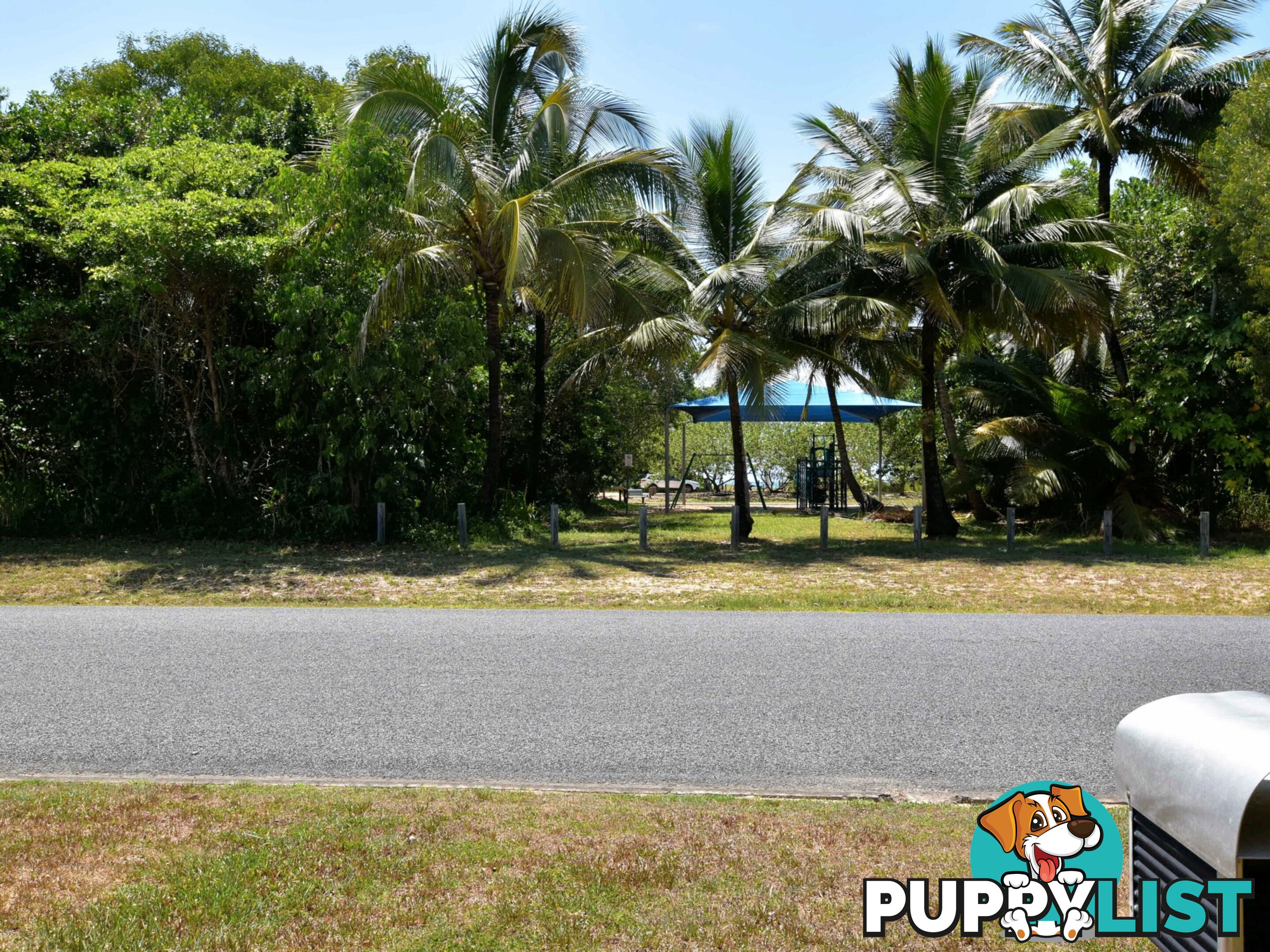 Unit 1/117 Taylor Street TULLY HEADS QLD 4854