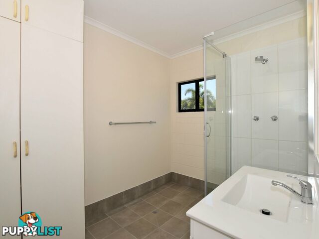 Unit 1/117 Taylor Street TULLY HEADS QLD 4854
