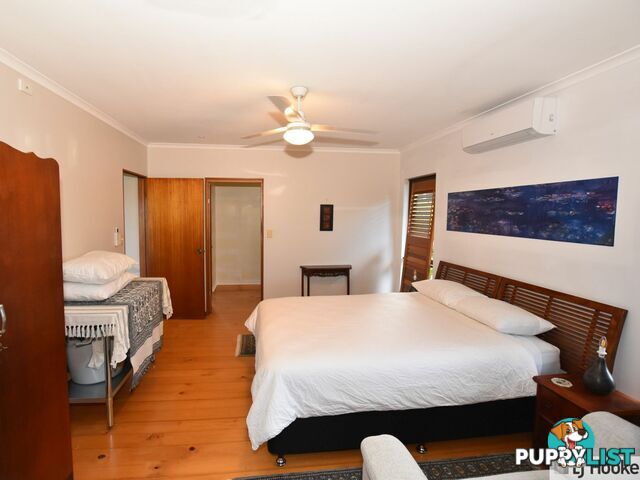 18 Hillview Court CARMOO QLD 4852