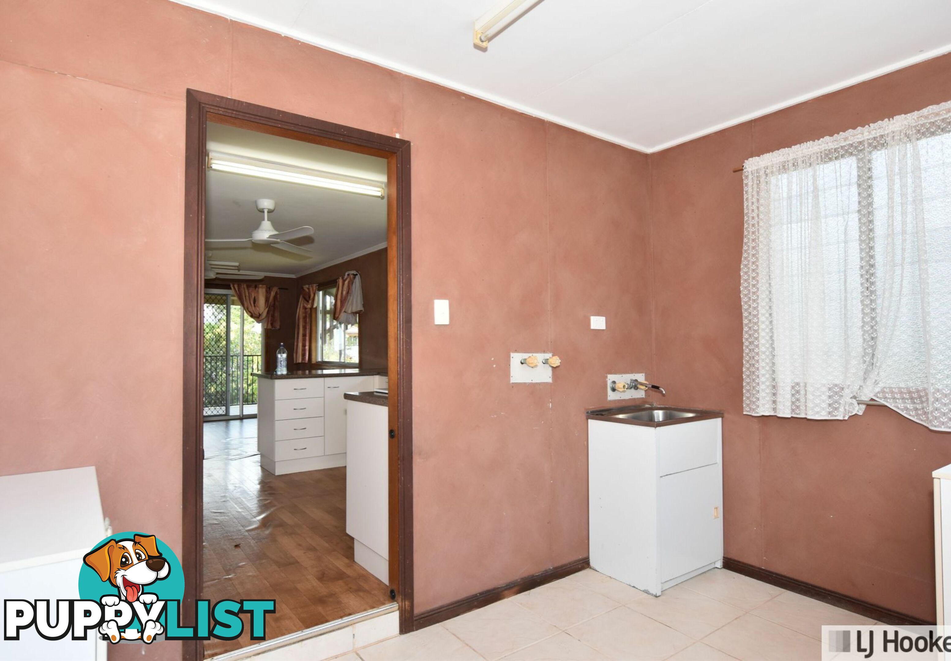 11 King Street TULLY QLD 4854