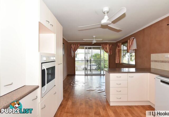 11 King Street TULLY QLD 4854