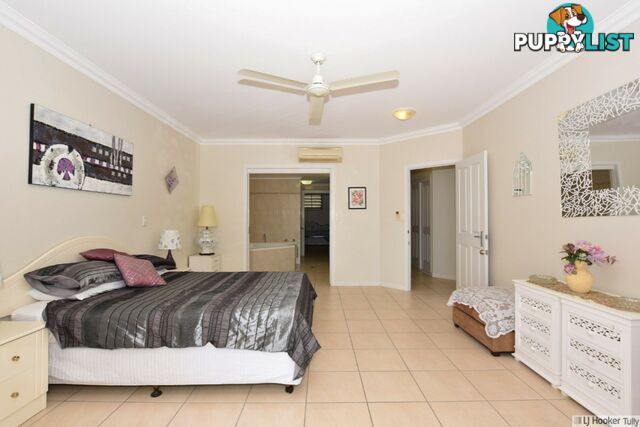 Unit 2/23 Poinciana Boulevard CARDWELL QLD 4849
