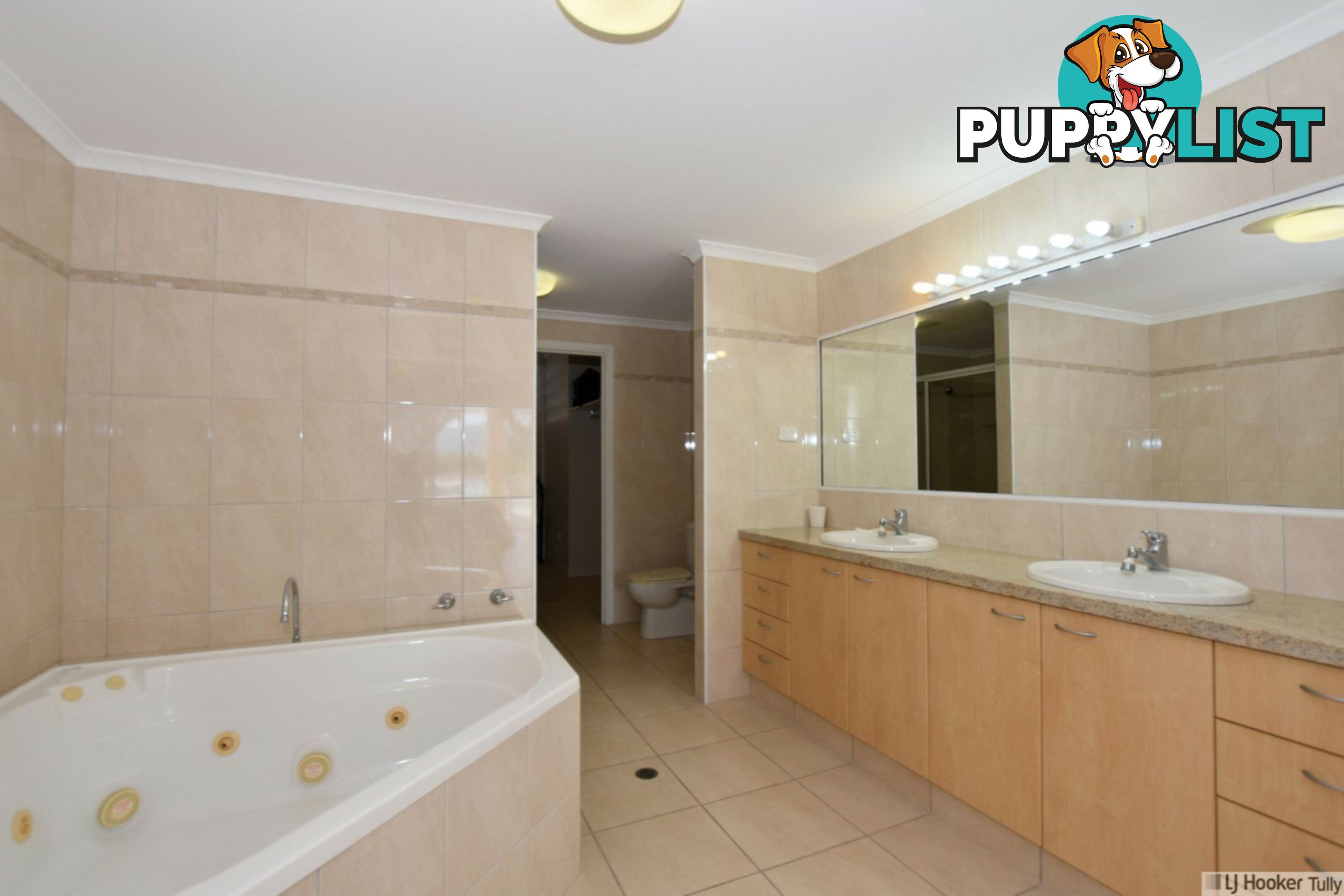 Unit 2/23 Poinciana Boulevard CARDWELL QLD 4849