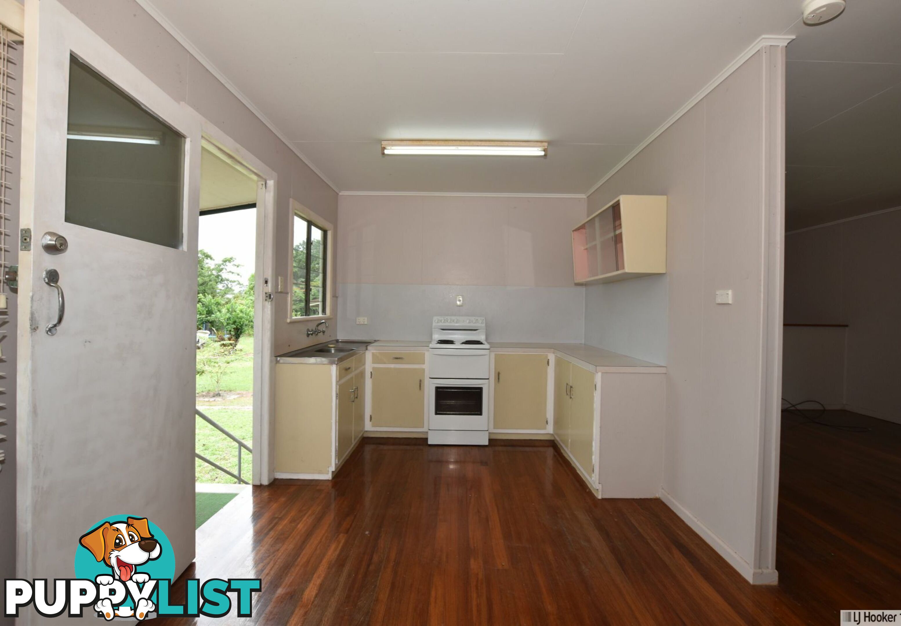 14 King Street TULLY QLD 4854