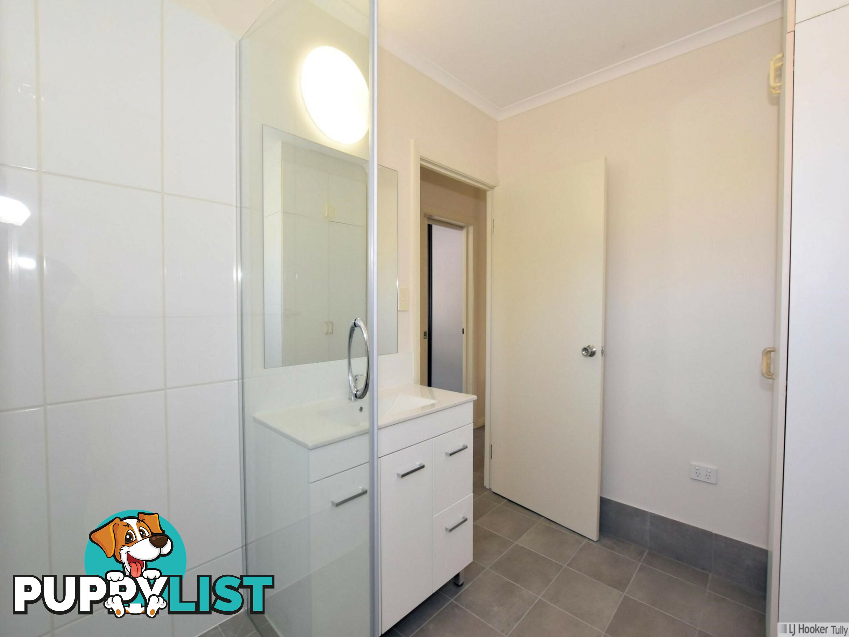 2/117 Taylor Street TULLY HEADS QLD 4854