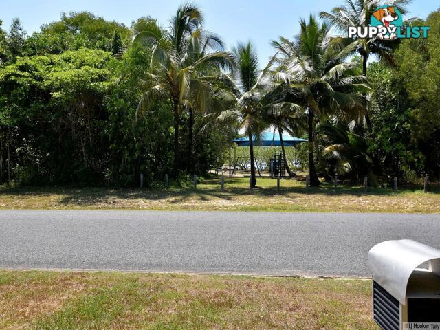 2/117 Taylor Street TULLY HEADS QLD 4854