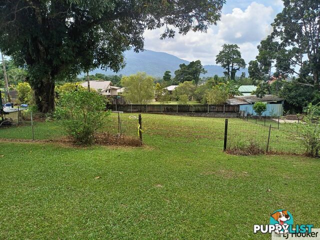 4 Brannigan Street TULLY QLD 4854