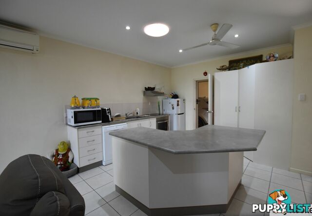 Unit 4/11 McQuillen St TULLY QLD 4854