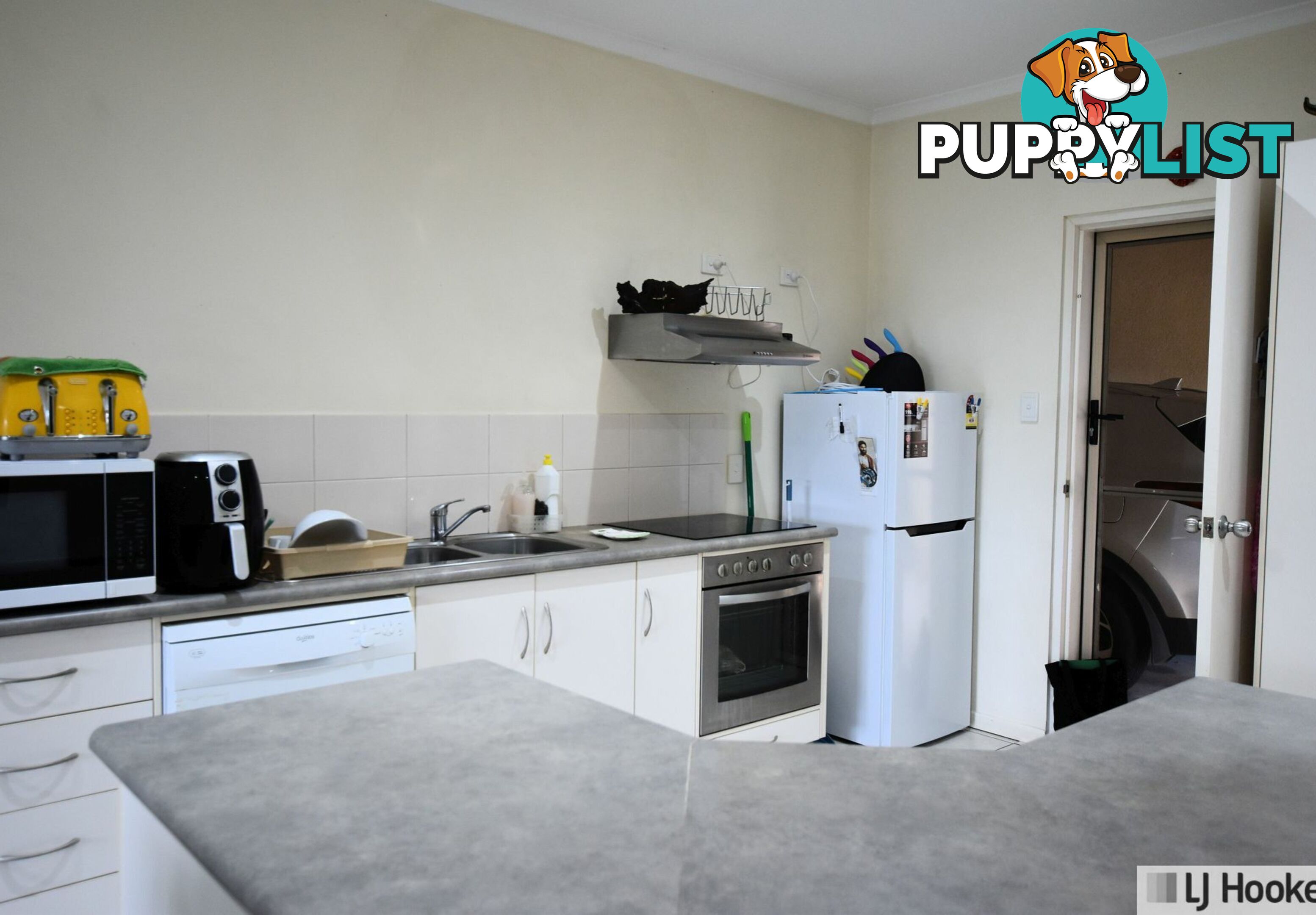 Unit 4/11 McQuillen St TULLY QLD 4854