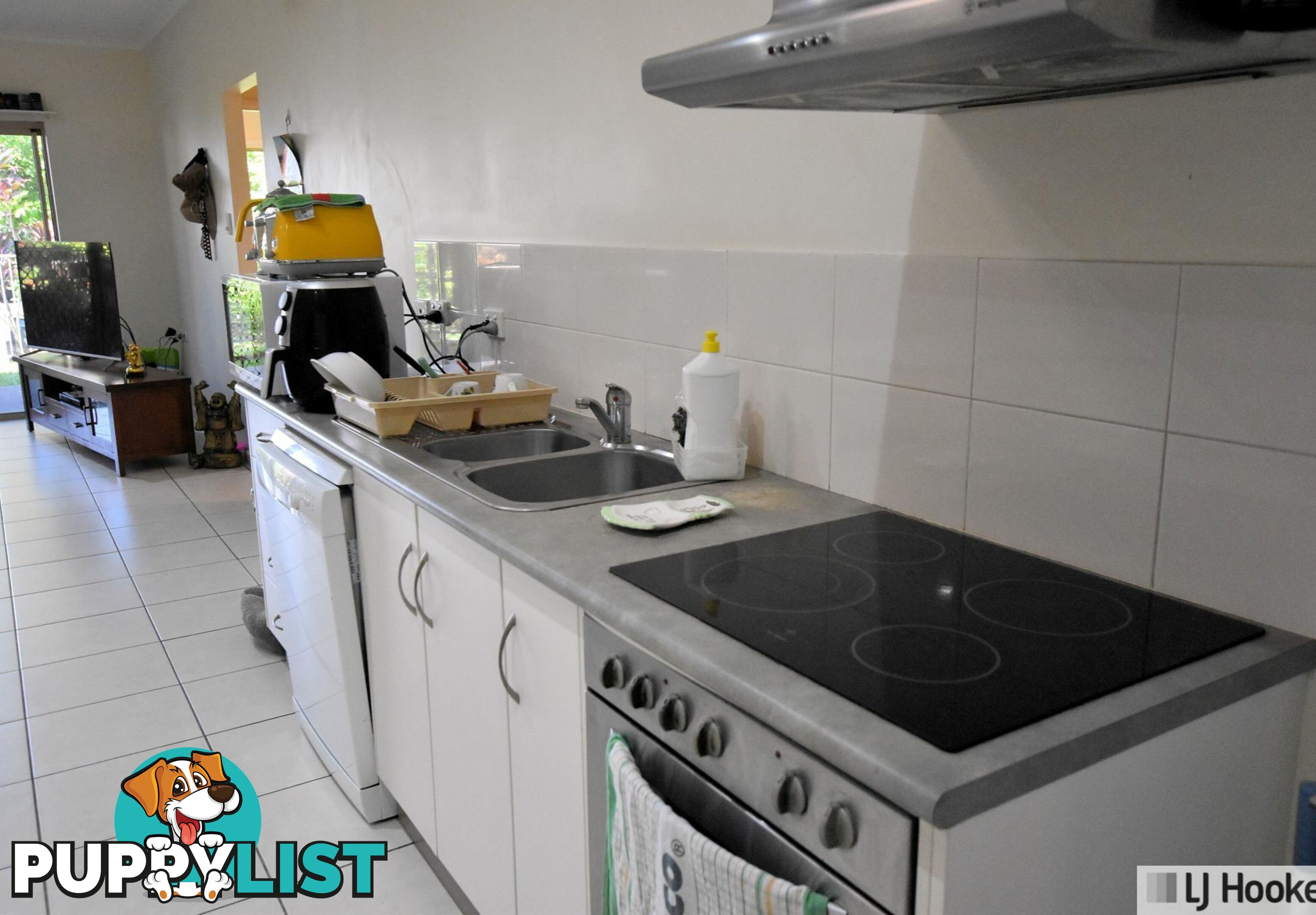 Unit 4/11 McQuillen St TULLY QLD 4854