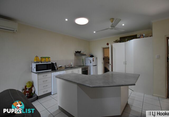 Unit 4/11 McQuillen St TULLY QLD 4854