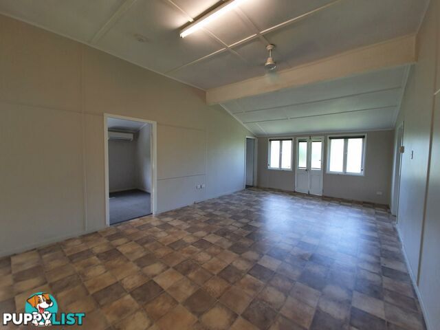 2 King Street TULLY QLD 4854