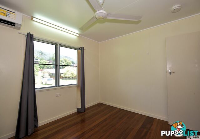 12 McDonald Street TULLY QLD 4854