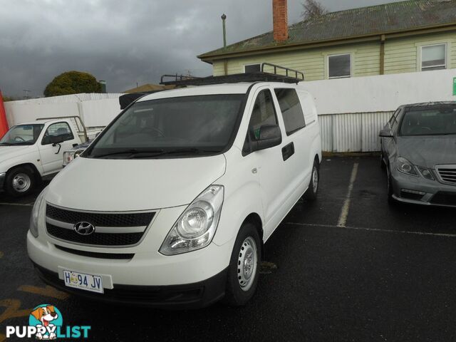 2010 HYUNDAI iLOAD TQ 4D VAN